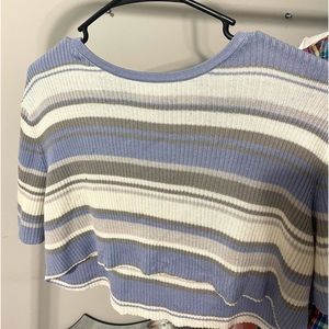 Croft and Barrow Blue Stripped Crop Shirt